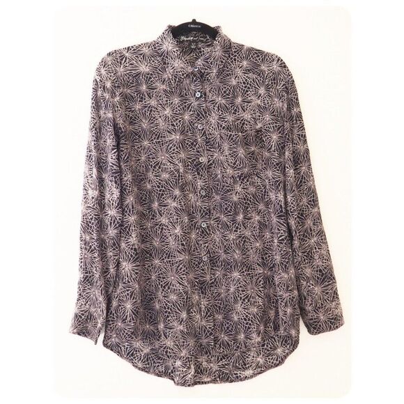 !! Elizabeth & James Black Patterned Long Sleeve Button Up Blouse sz xs - Picture 1 of 6